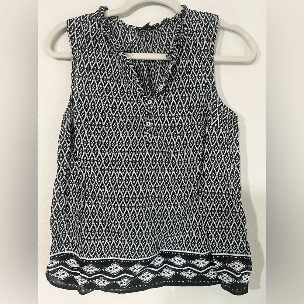 Talbots tank top sheer cotton pattern black and white front button